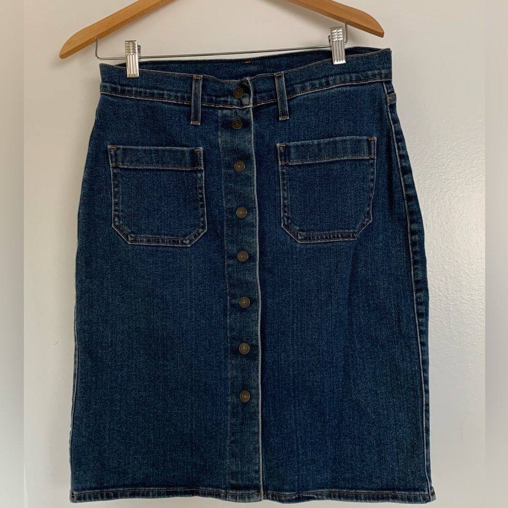 Denim skirt